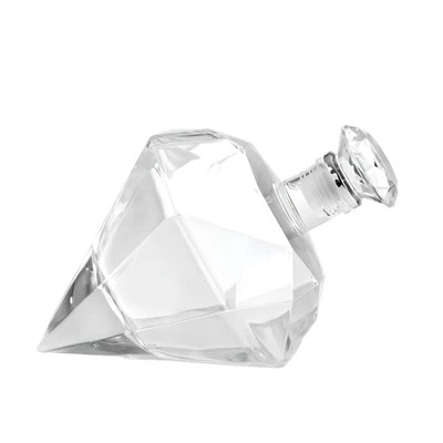 ขวดแก้วทรงเพชรขนาด 500 มล. 750 มล