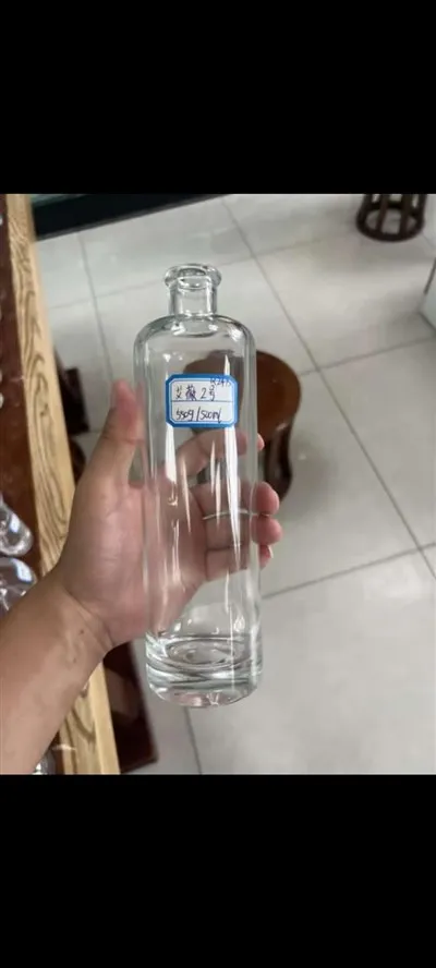 ขวดแก้วไม้ก๊อกน้ำมัน